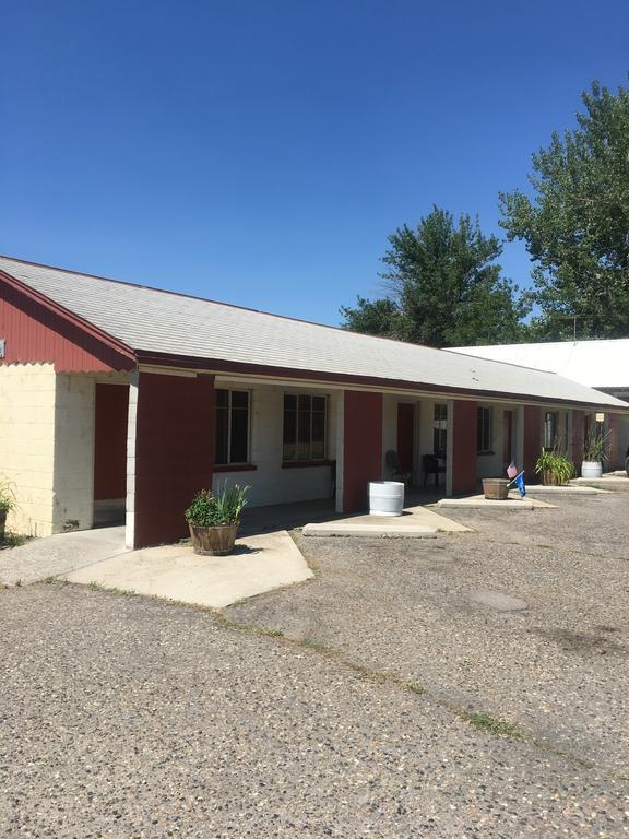 Parma Inn Exterior photo